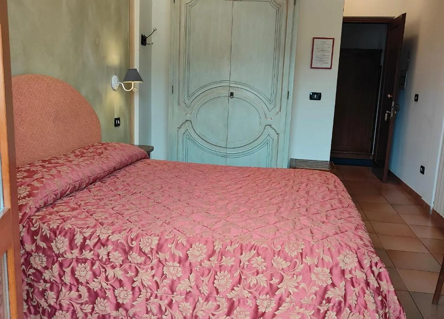 Hotel Ristorante Da Carlos Santa Maria Giudice 0*,