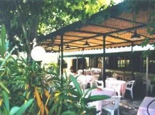 Country house Hotel Ristorante Da Carlos Santa Maria Giudice